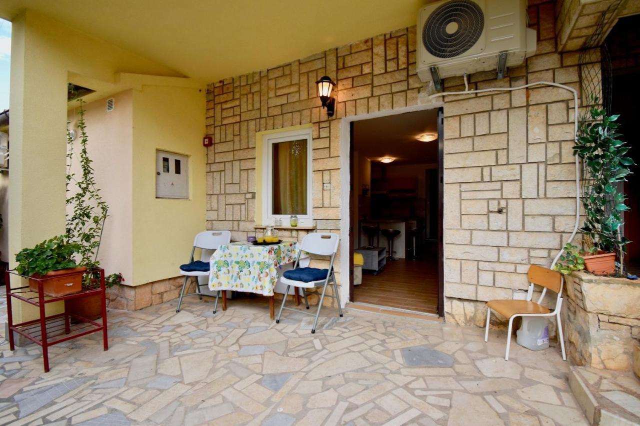 Holiday apartments Medulin Exterior foto